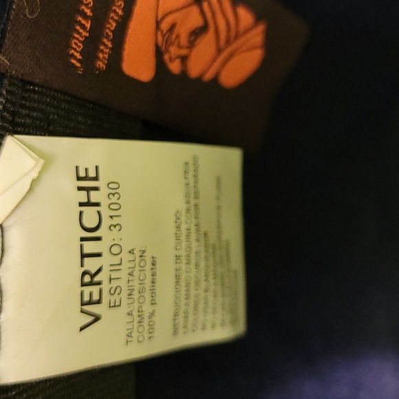 Hat - Picture 6 of 7